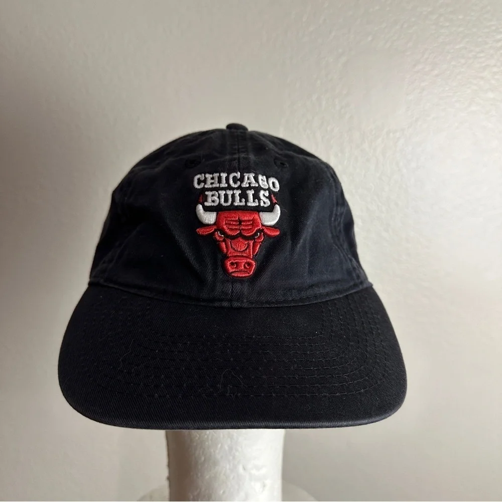 Chicago Bulls Adidas Vintage Hat OSFM